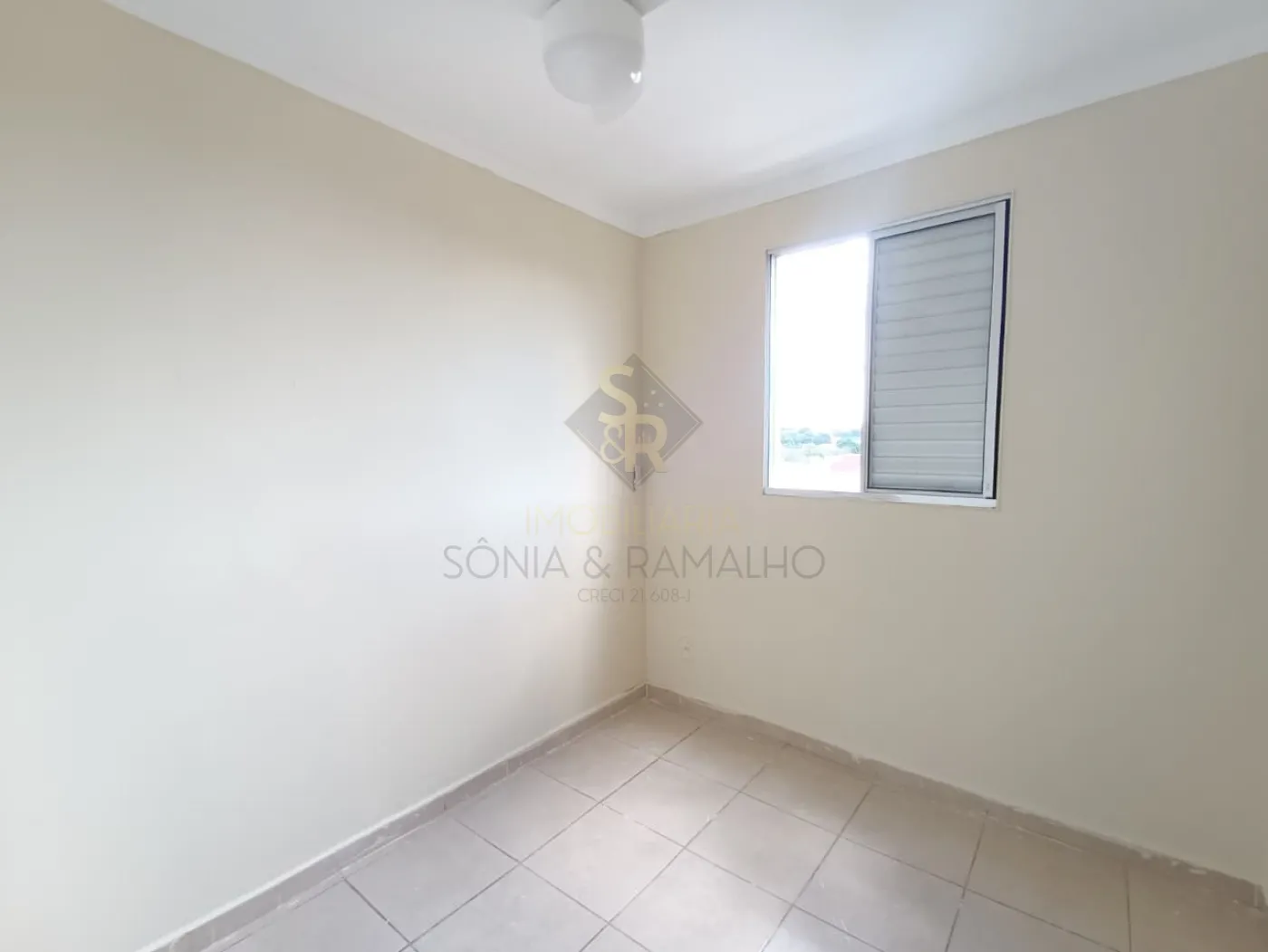 Comprar Apartamentos / Padr&atilde;o em Ribeir&atilde;o Preto R$ 200.000,00 - Foto 16