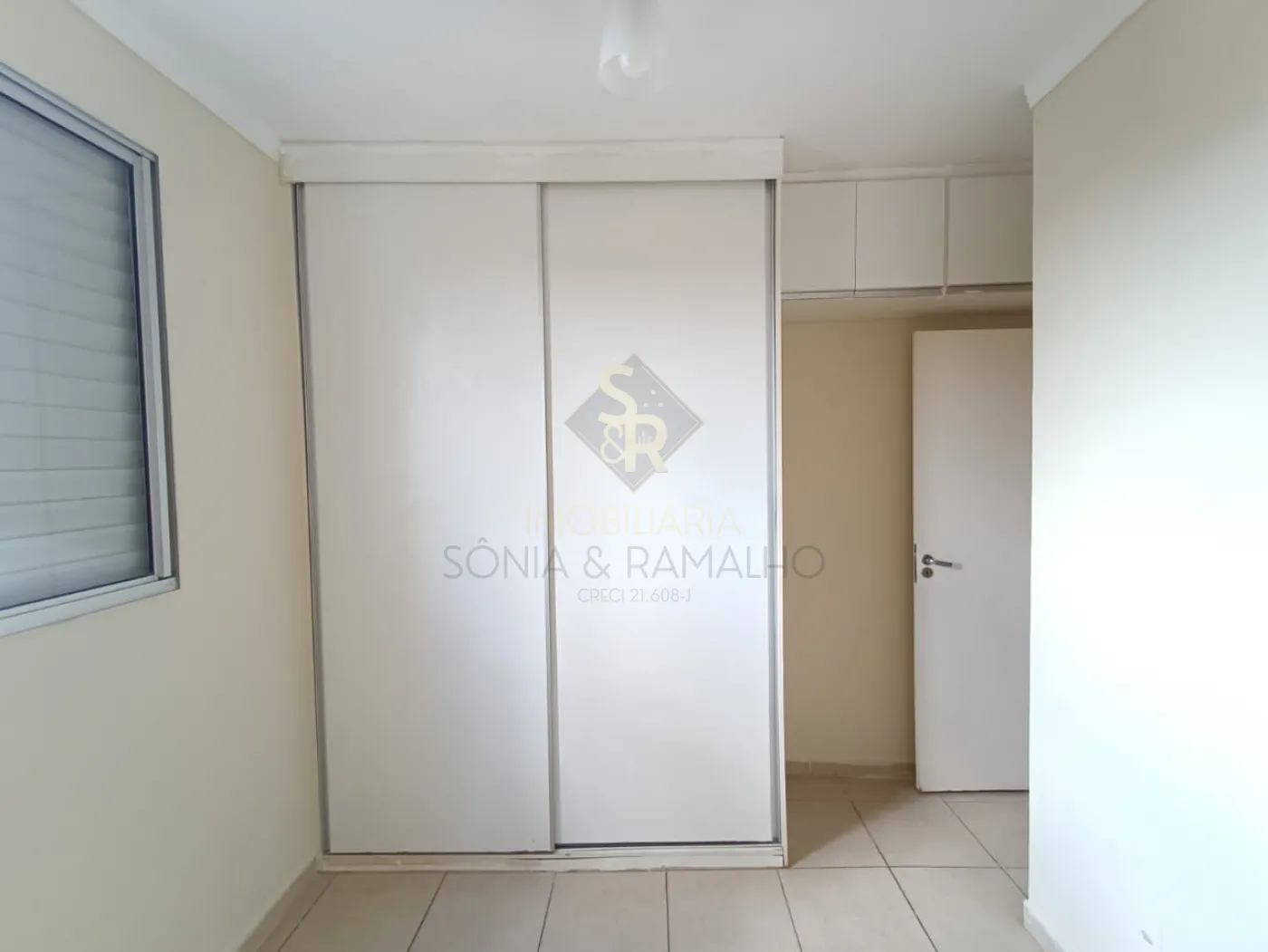 Comprar Apartamentos / Padr&atilde;o em Ribeir&atilde;o Preto R$ 200.000,00 - Foto 14