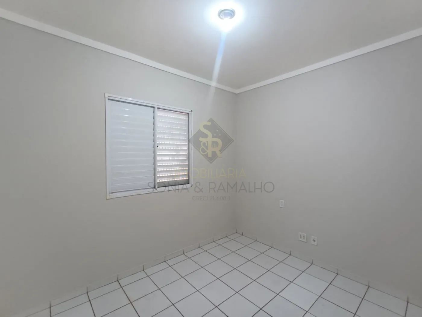 Alugar Apartamentos / Padr&atilde;o em Ribeir&atilde;o Preto R$ 1.200,00 - Foto 9