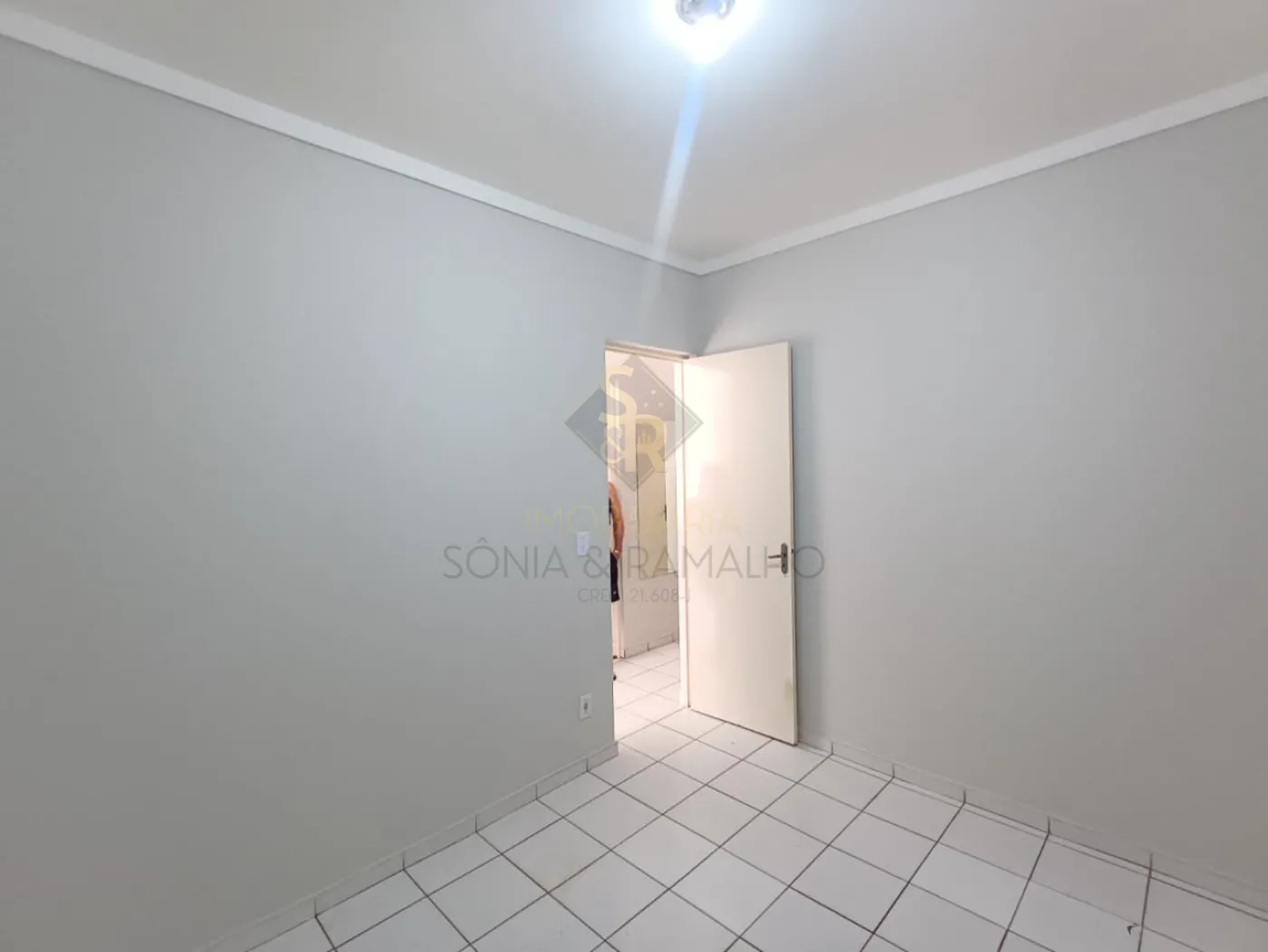 Alugar Apartamentos / Padr&atilde;o em Ribeir&atilde;o Preto R$ 1.200,00 - Foto 10