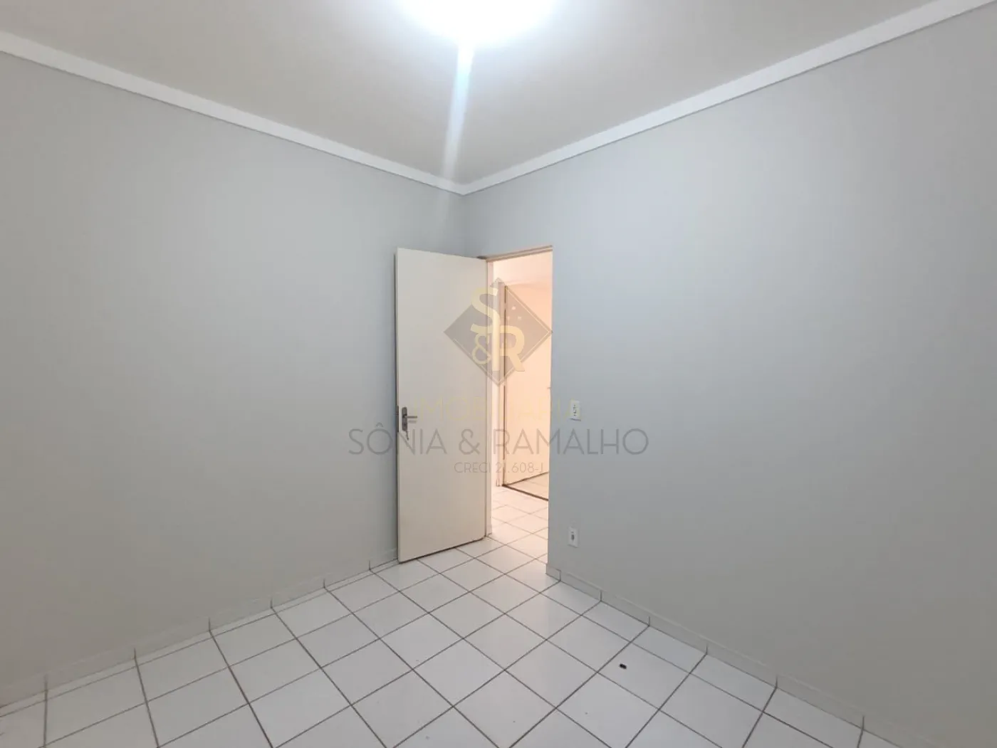 Alugar Apartamentos / Padr&atilde;o em Ribeir&atilde;o Preto R$ 1.200,00 - Foto 13