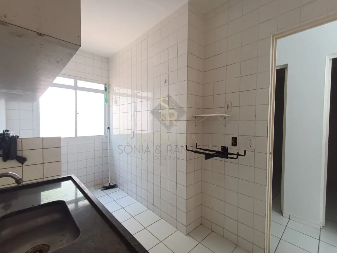 Alugar Apartamentos / Padr&atilde;o em Ribeir&atilde;o Preto R$ 1.200,00 - Foto 18