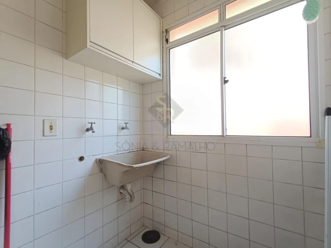 Alugar Apartamentos / Padr&atilde;o em Ribeir&atilde;o Preto R$ 1.200,00 - Foto 19