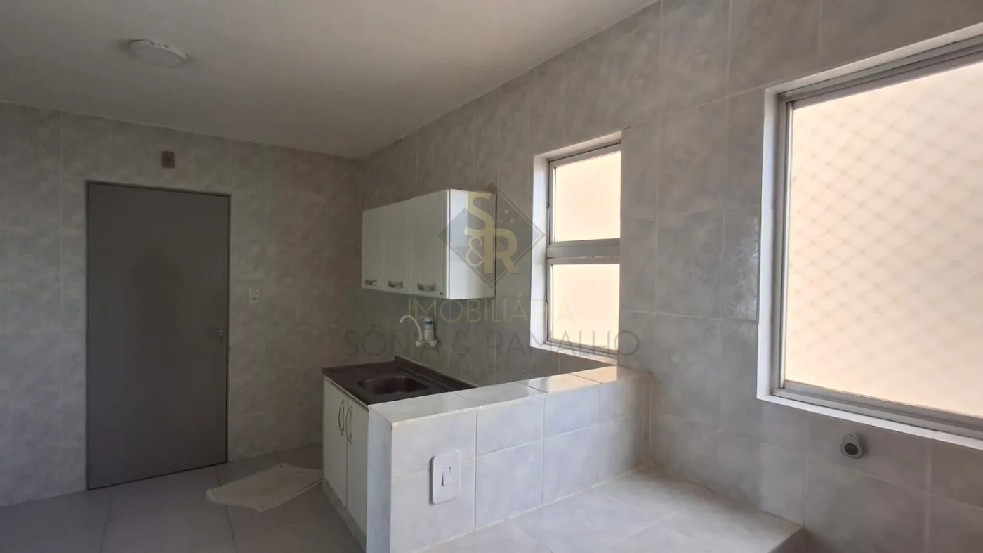 Alugar Apartamentos / Padr&atilde;o em Ribeir&atilde;o Preto R$ 1.500,00 - Foto 12