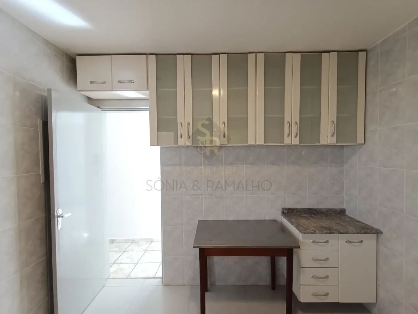 Alugar Apartamentos / Padr&atilde;o em Ribeir&atilde;o Preto R$ 1.500,00 - Foto 8