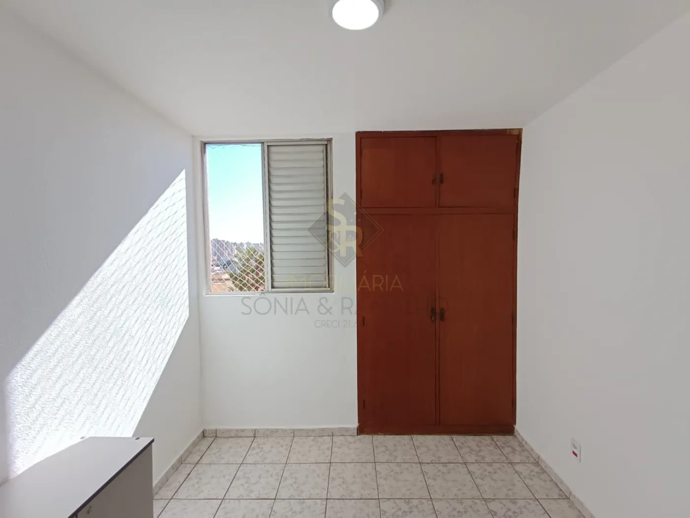 Alugar Apartamentos / Padr&atilde;o em Ribeir&atilde;o Preto R$ 1.500,00 - Foto 13