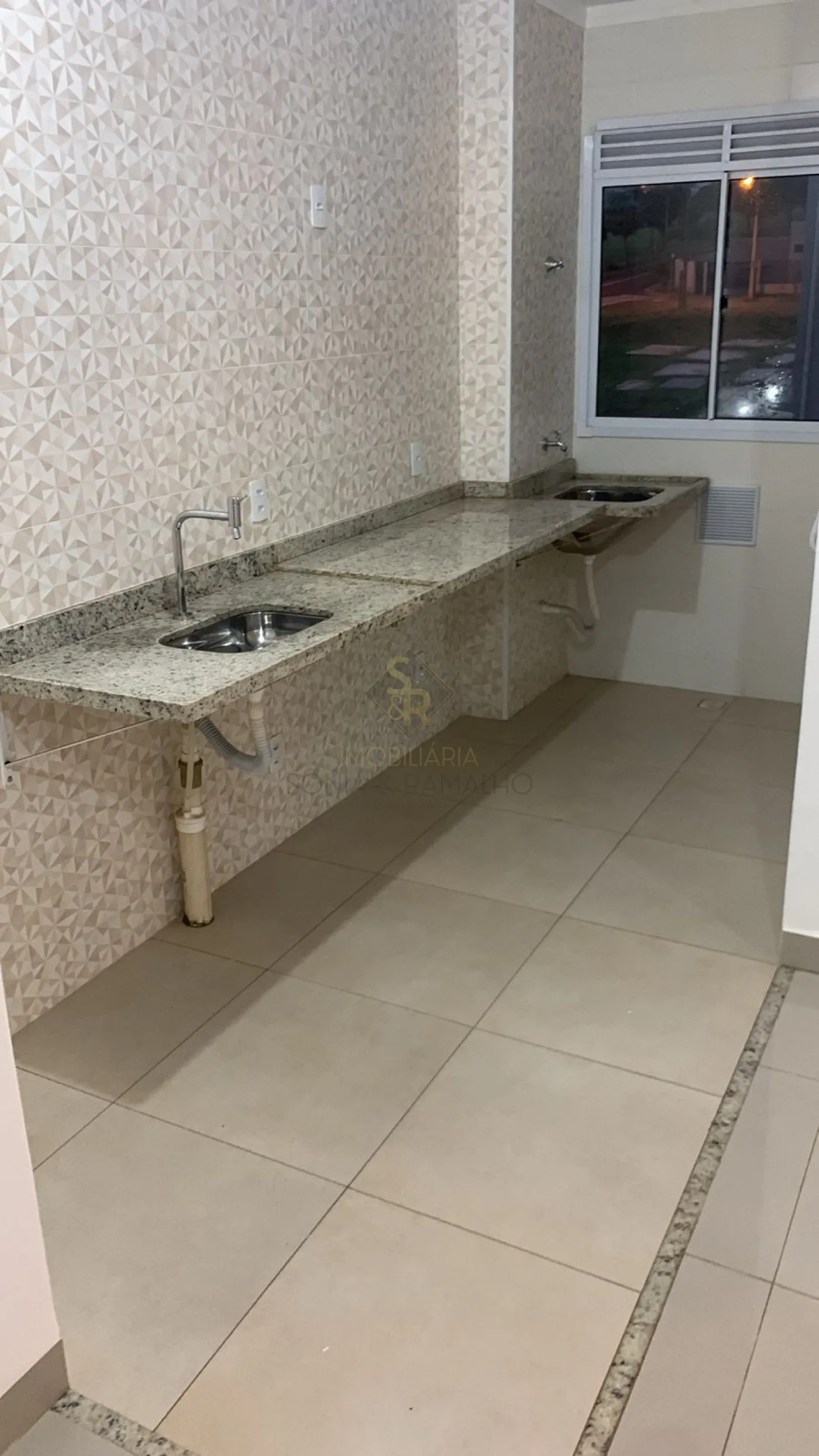 Comprar Apartamentos / Padr&atilde;o em Ribeir&atilde;o Preto R$ 190.000,00 - Foto 4
