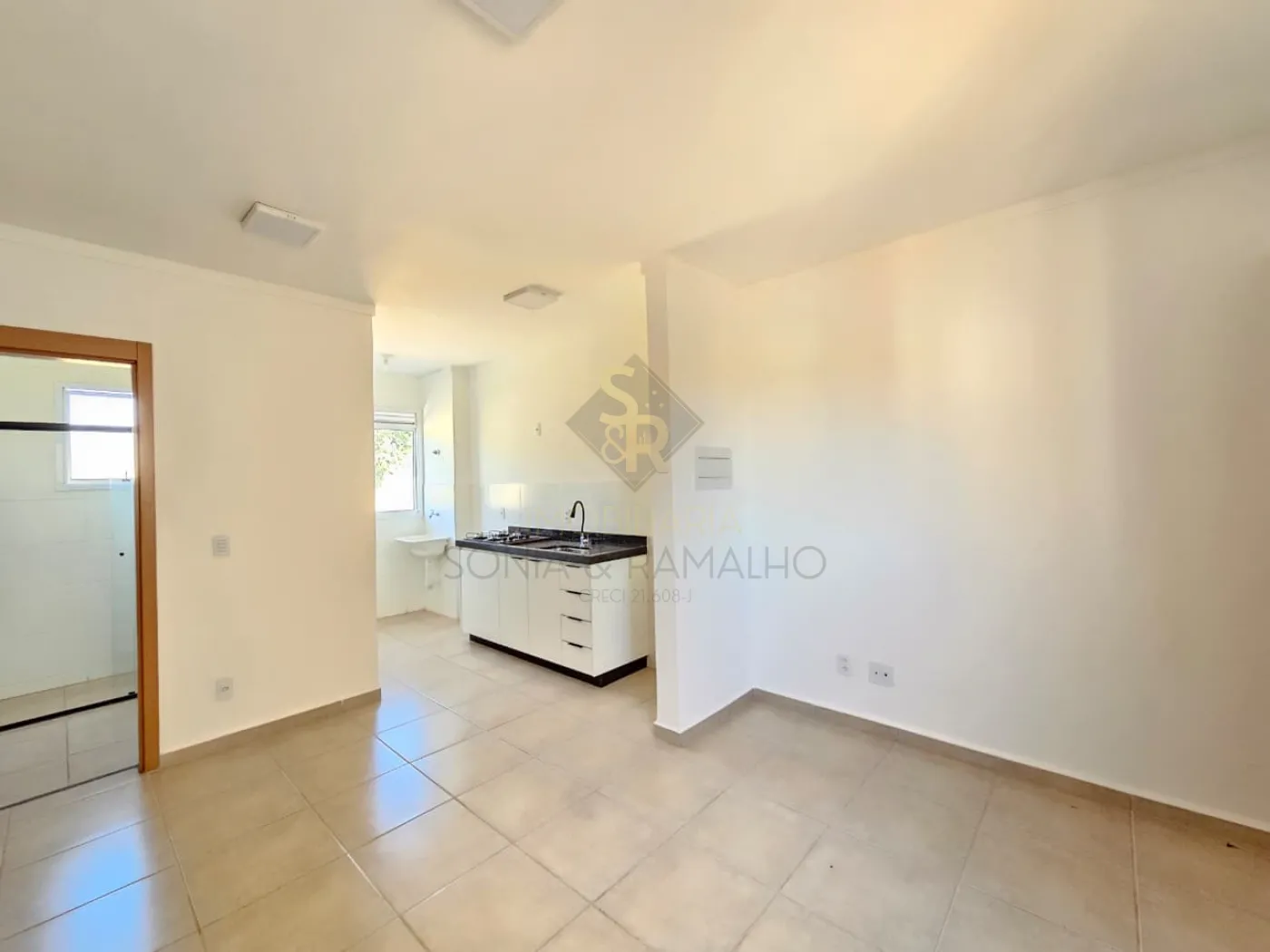 Comprar Apartamentos / Padr&atilde;o em Ribeir&atilde;o Preto R$ 180.000,00 - Foto 3