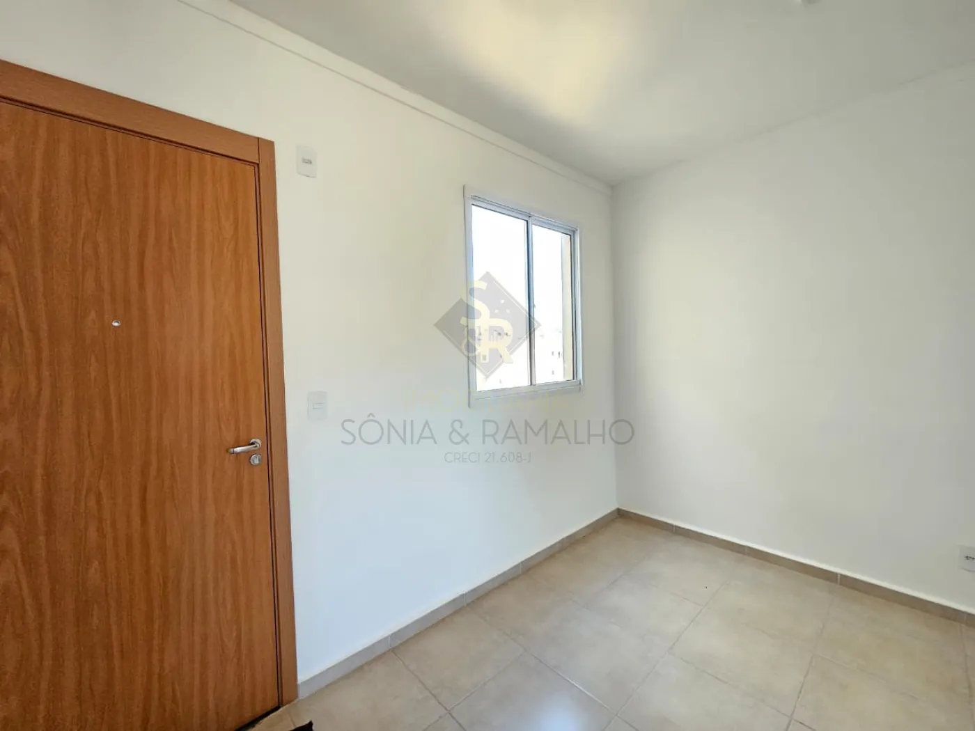 Comprar Apartamentos / Padr&atilde;o em Ribeir&atilde;o Preto R$ 180.000,00 - Foto 4