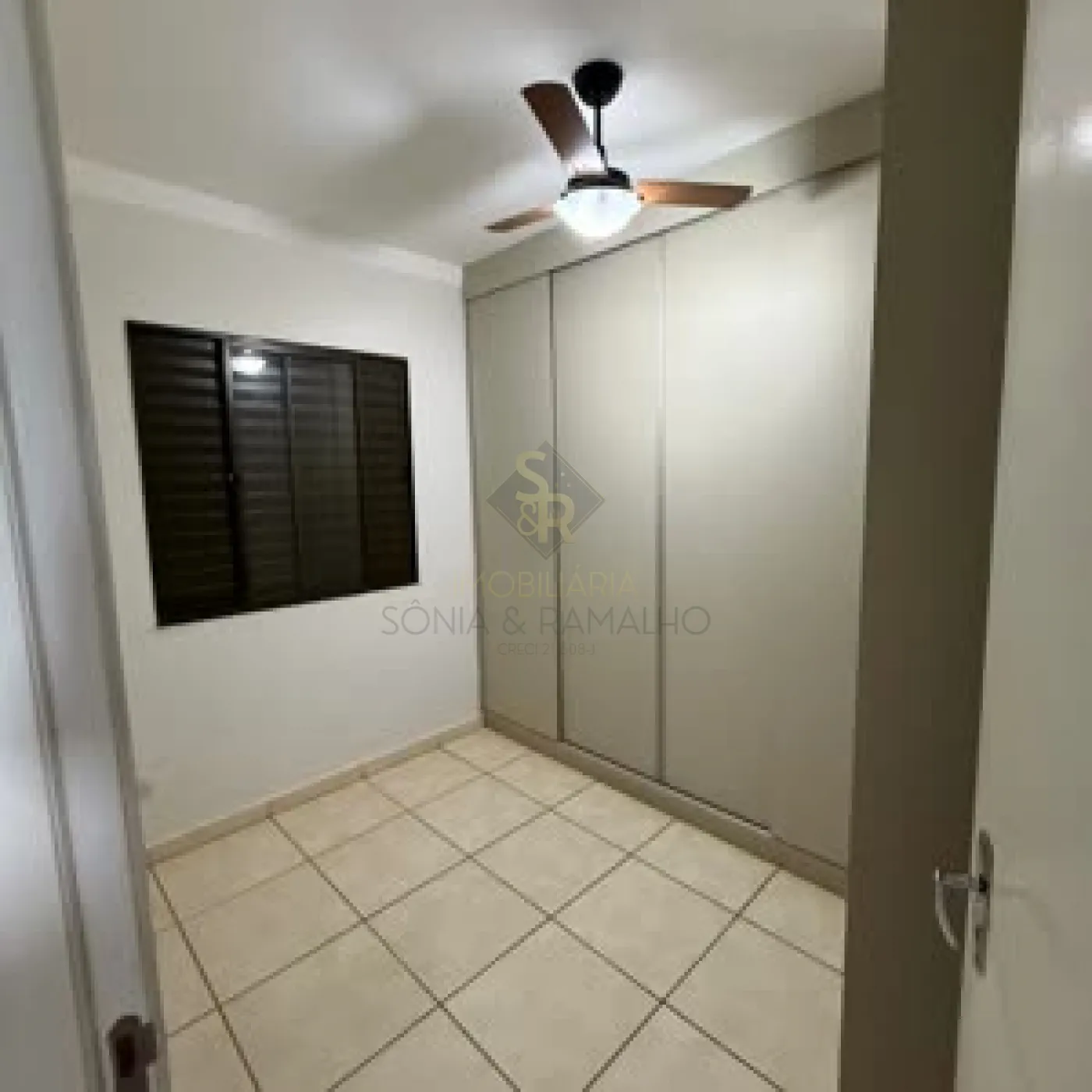 Comprar Apartamentos / Padr&atilde;o em Bonfim Paulista R$ 200.000,00 - Foto 8