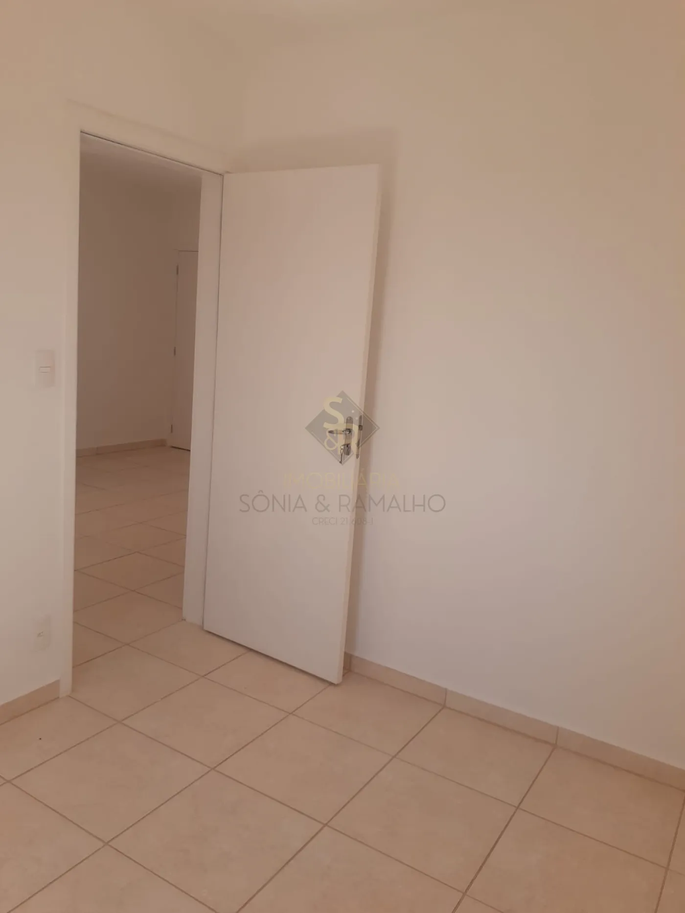 Comprar Apartamentos / Padr&atilde;o em Bonfim Paulista R$ 130.000,00 - Foto 7