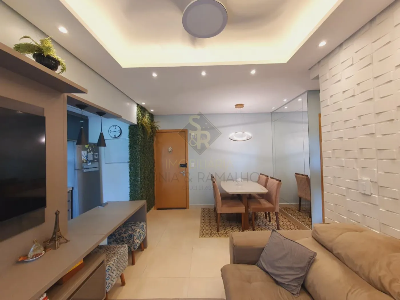 Alugar Apartamentos / Padr&atilde;o em Bonfim Paulista R$ 3.500,00 - Foto 4