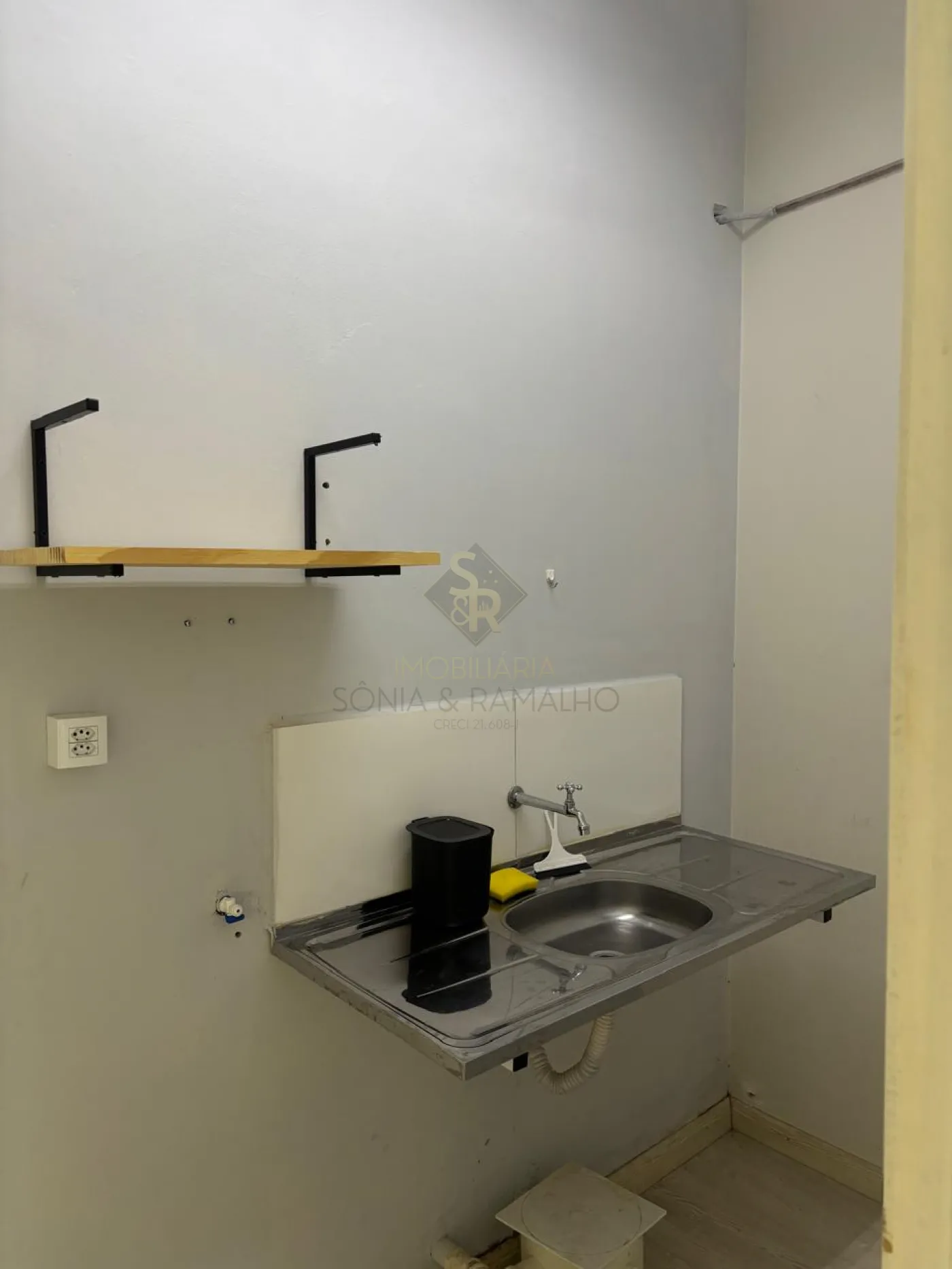 Alugar Im&oacute;veis Comerciais / Sala Comercial em Ribeir&atilde;o Preto R$ 1.600,00 - Foto 6