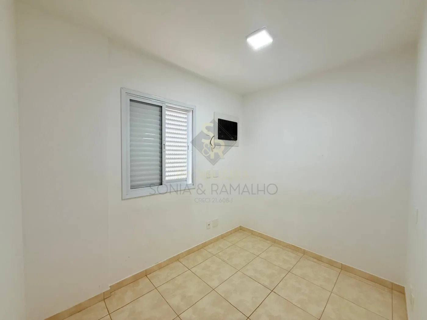 Comprar Apartamentos / Padr&atilde;o em Ribeir&atilde;o Preto R$ 295.000,00 - Foto 8