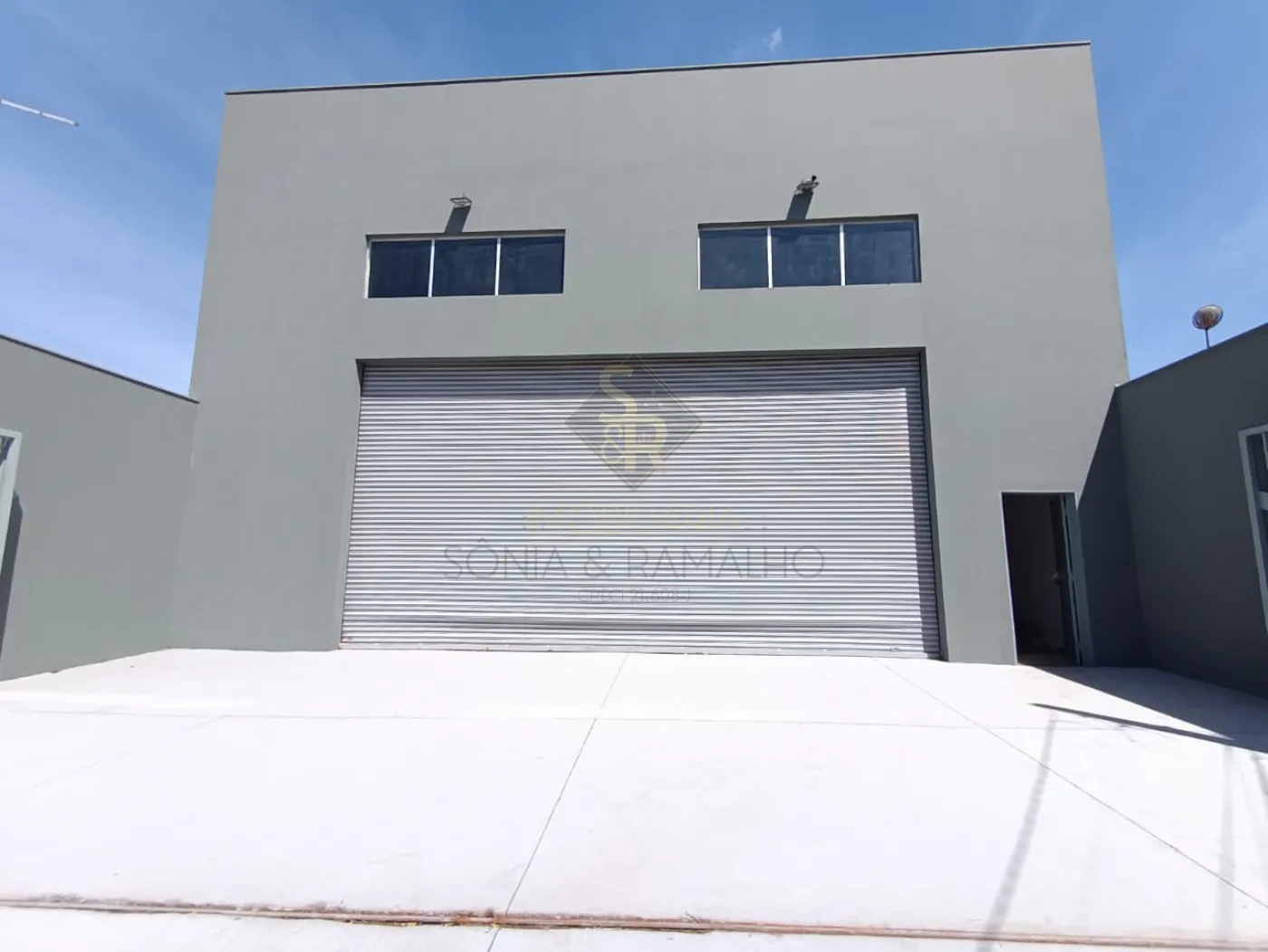 Alugar Im&oacute;veis Comerciais / Galp&atilde;o Comercial em Ribeir&atilde;o Preto R$ 8.000,00 - Foto 1