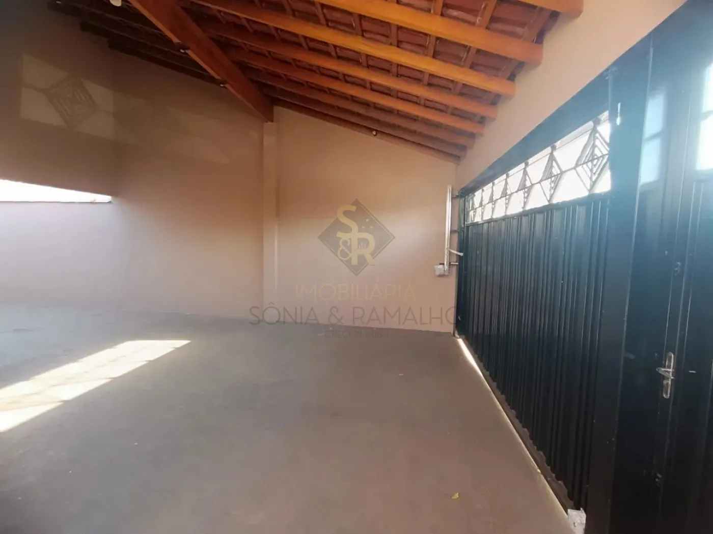 Comprar Casas Residenciais / Padr&atilde;o em Ribeir&atilde;o Preto R$ 330.000,00 - Foto 1