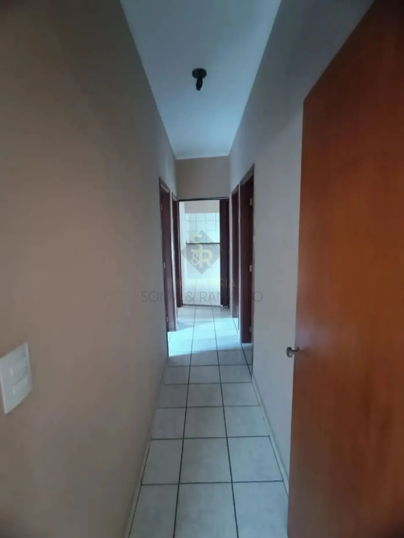 Comprar Casas Residenciais / Padr&atilde;o em Ribeir&atilde;o Preto R$ 330.000,00 - Foto 4