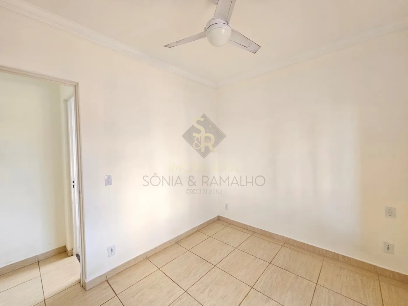 Alugar Apartamentos / Padr&atilde;o em Ribeir&atilde;o Preto R$ 1.350,00 - Foto 14