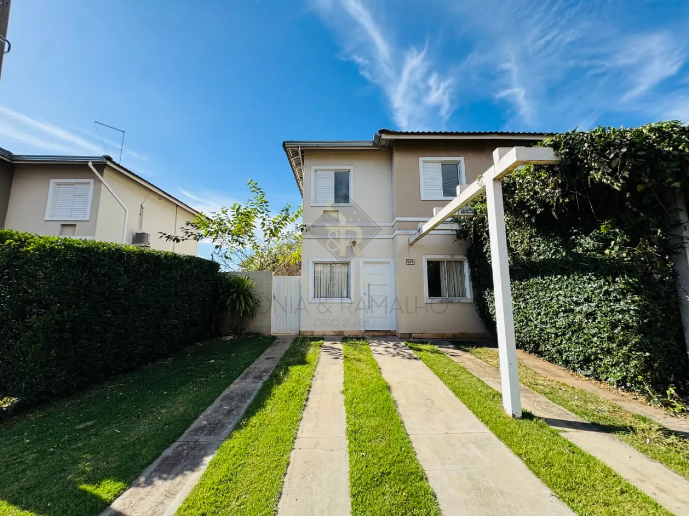 Comprar Casas Residenciais / Condom&iacute;nio em Ribeir&atilde;o Preto R$ 650.000,00 - Foto 2