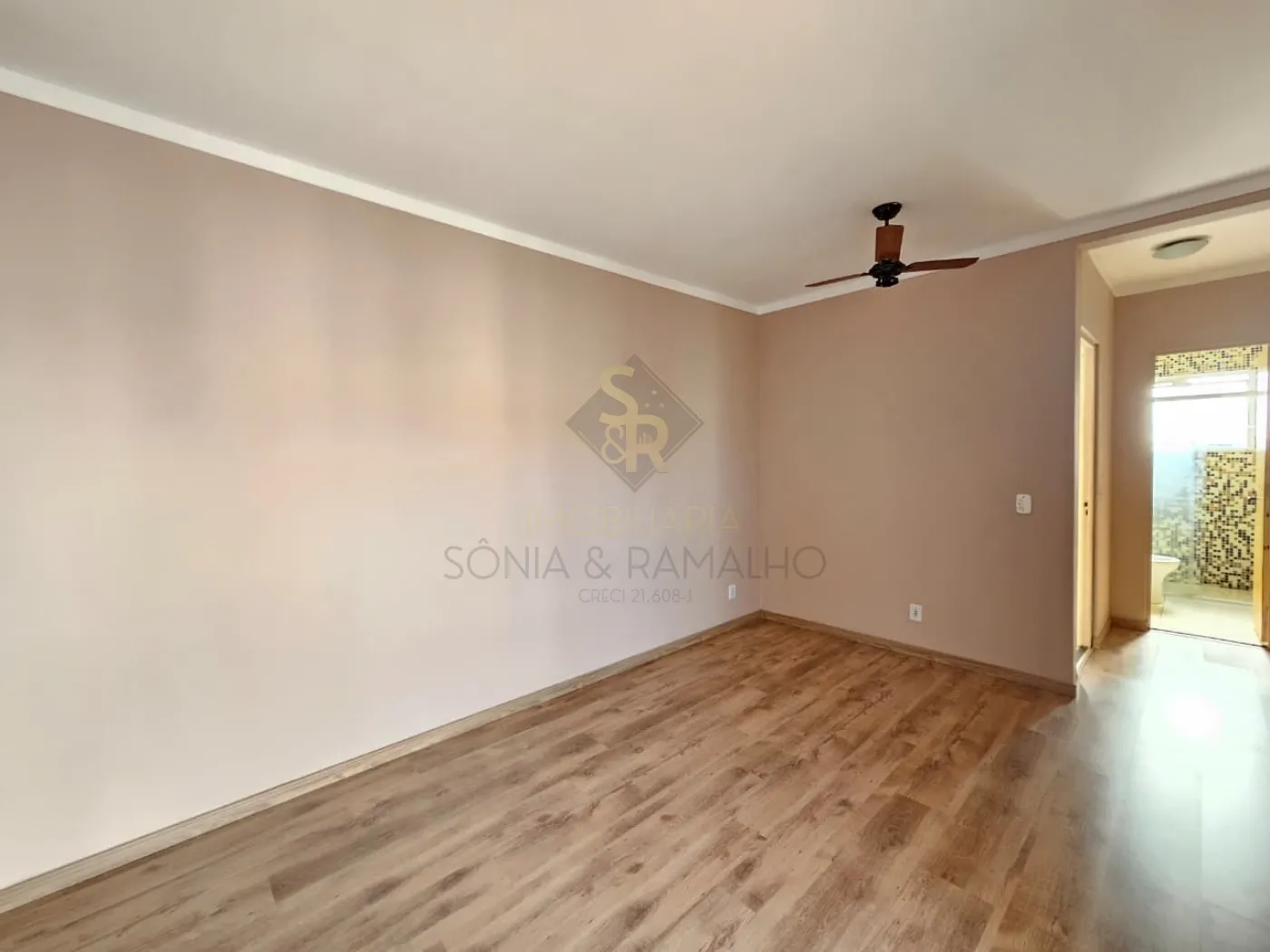 Comprar Apartamentos / Padr&atilde;o em Ribeir&atilde;o Preto R$ 160.000,00 - Foto 1
