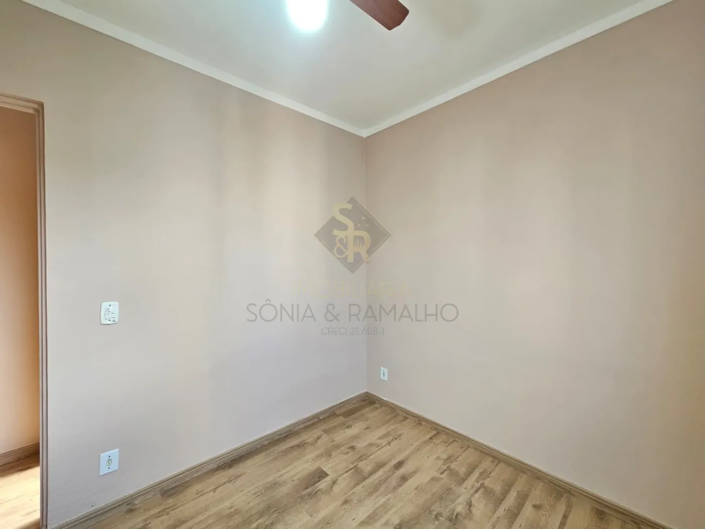Comprar Apartamentos / Padr&atilde;o em Ribeir&atilde;o Preto R$ 160.000,00 - Foto 23