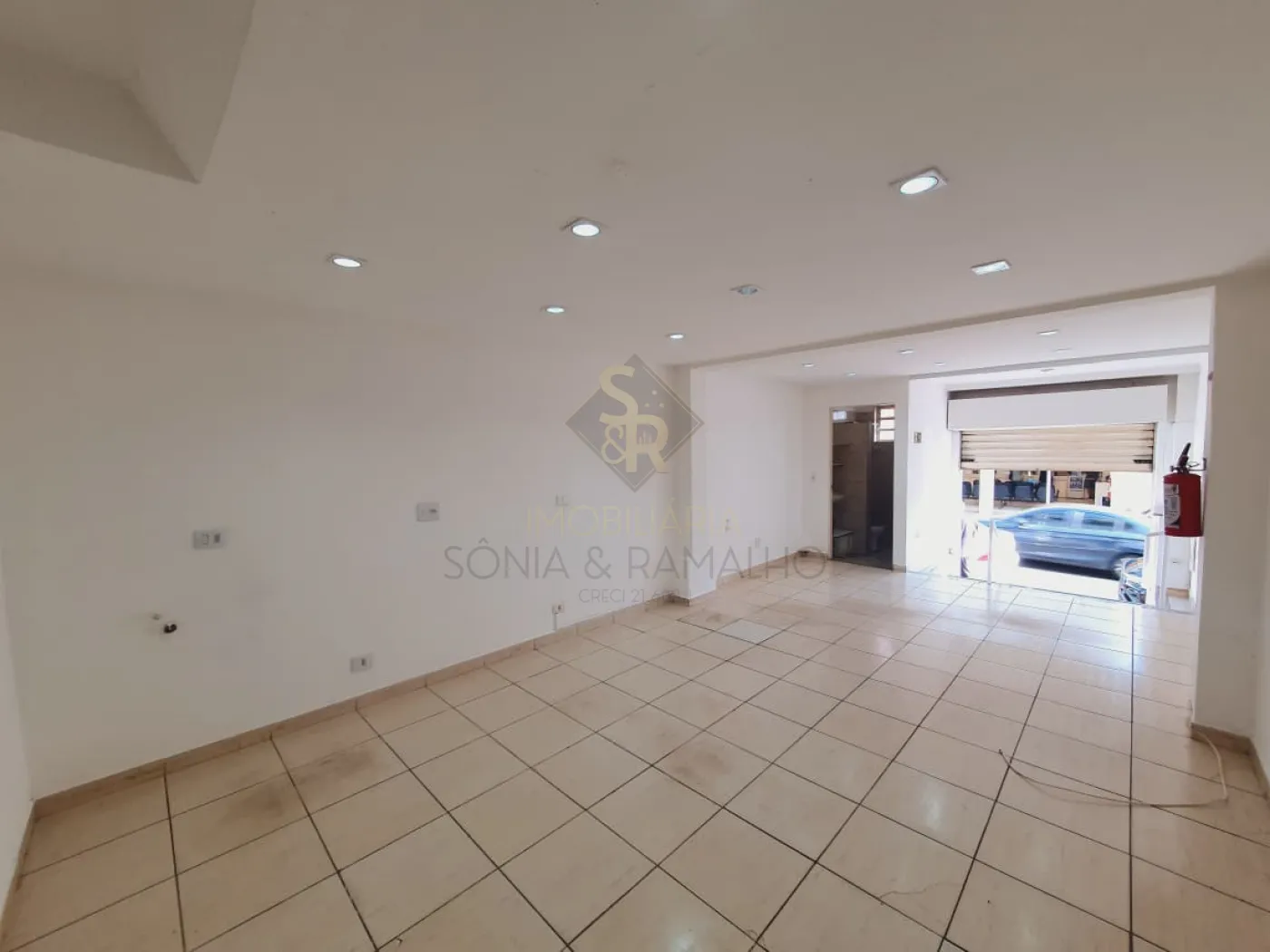 Alugar Im&oacute;veis Comerciais / Sal&atilde;o Comercial em Ribeir&atilde;o Preto R$ 2.800,00 - Foto 4