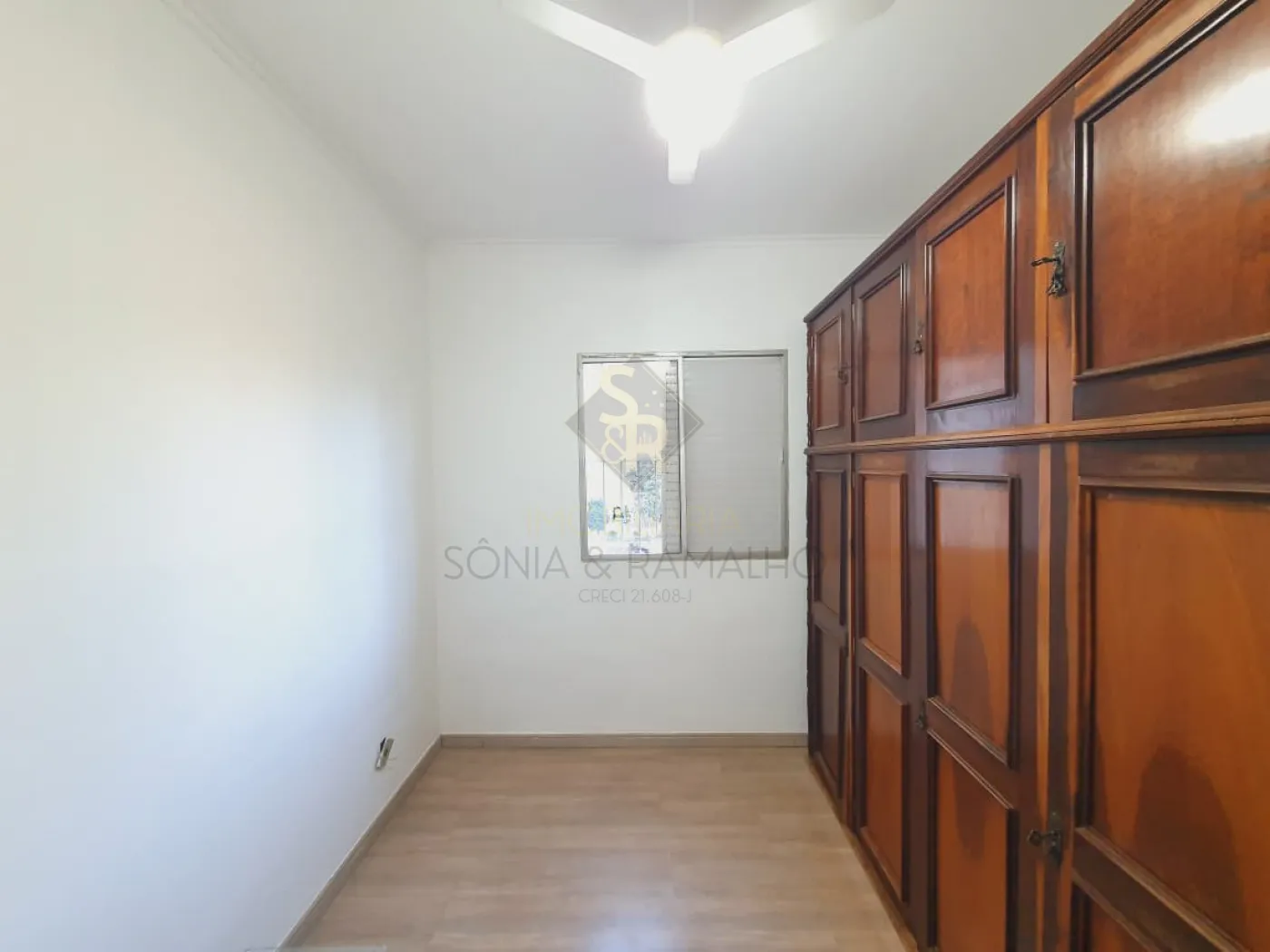 Alugar Apartamentos / Padr&atilde;o em Ribeir&atilde;o Preto R$ 1.400,00 - Foto 11