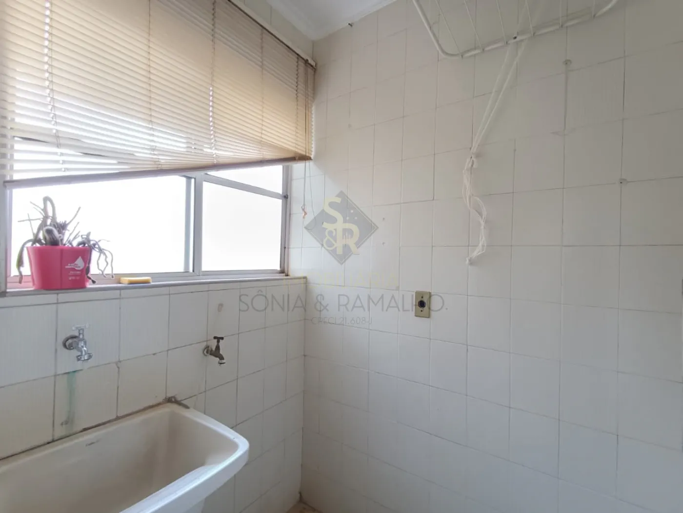 Alugar Apartamentos / Padr&atilde;o em Ribeir&atilde;o Preto R$ 1.600,00 - Foto 8