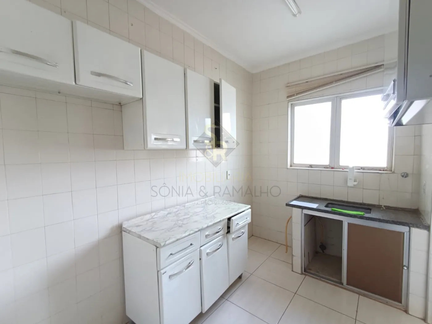 Alugar Apartamentos / Padr&atilde;o em Ribeir&atilde;o Preto R$ 1.600,00 - Foto 5