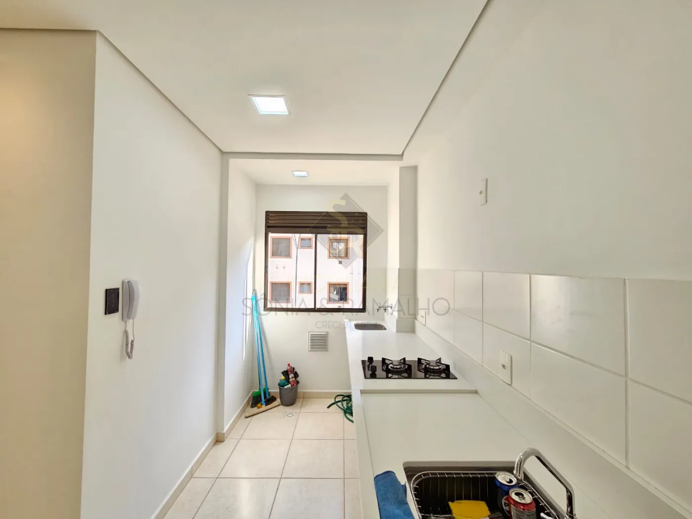 Alugar Apartamentos / Padr&atilde;o em Bonfim Paulista R$ 1.350,00 - Foto 17