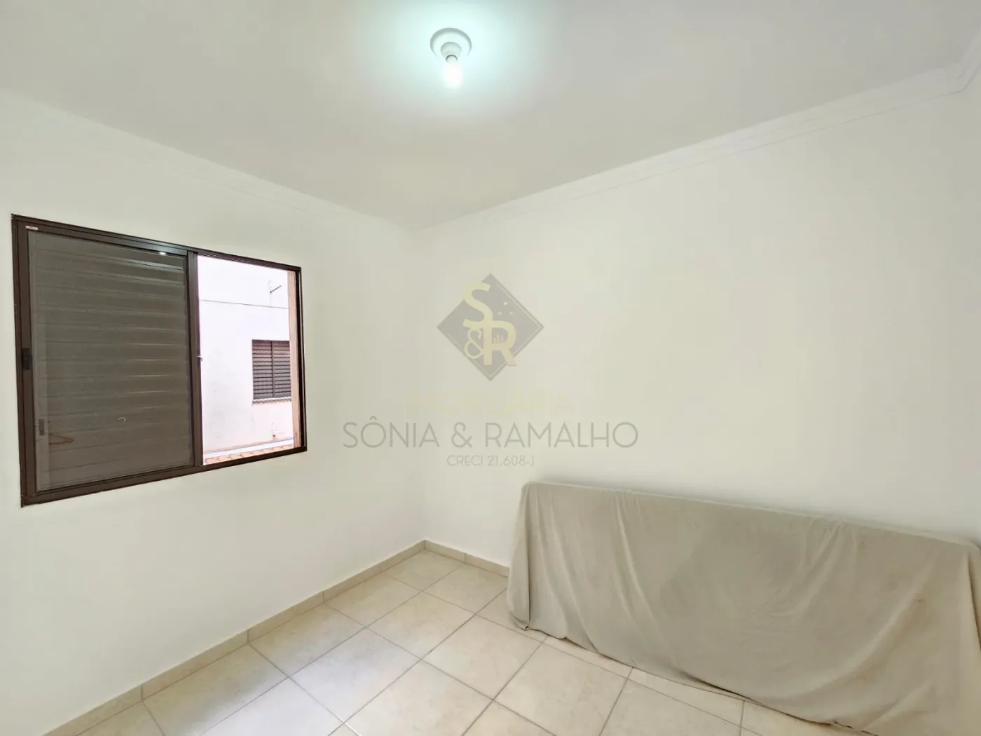 Alugar Apartamentos / Padr&atilde;o em Bonfim Paulista R$ 1.350,00 - Foto 12