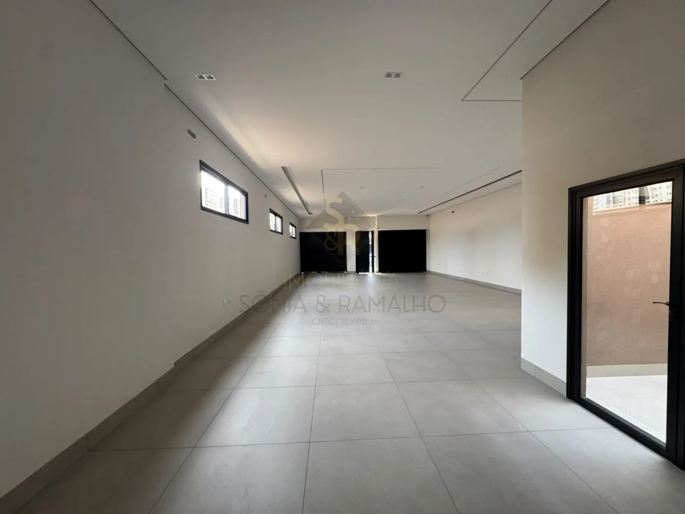Alugar Im&oacute;veis Comerciais / Im&oacute;vel comercial em Ribeir&atilde;o Preto R$ 10.000,00 - Foto 3