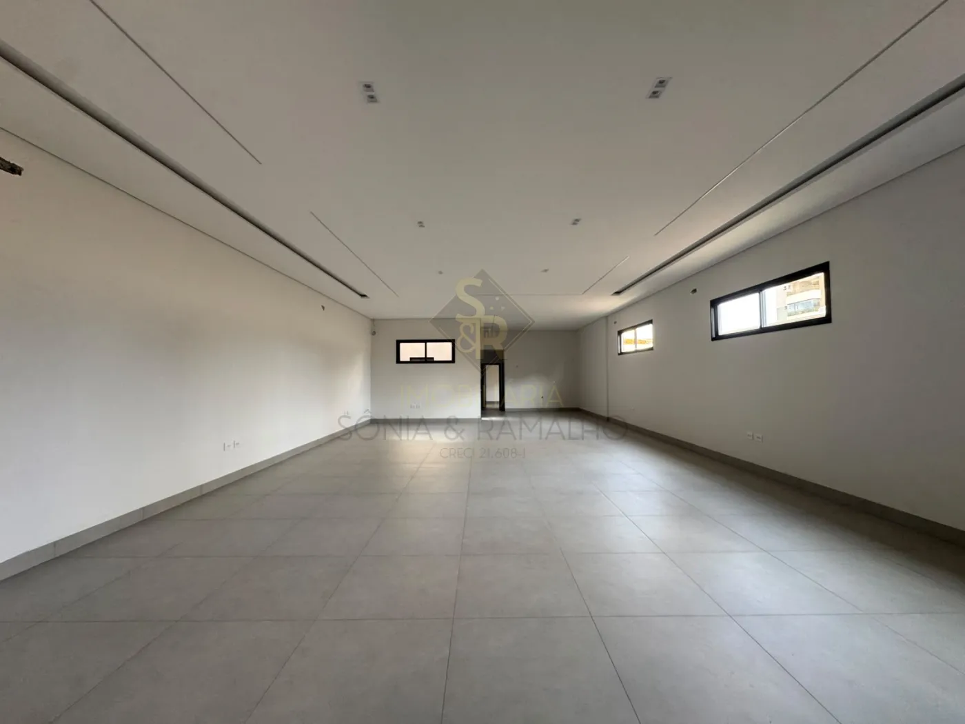 Alugar Im&oacute;veis Comerciais / Im&oacute;vel comercial em Ribeir&atilde;o Preto R$ 11.900,00 - Foto 1