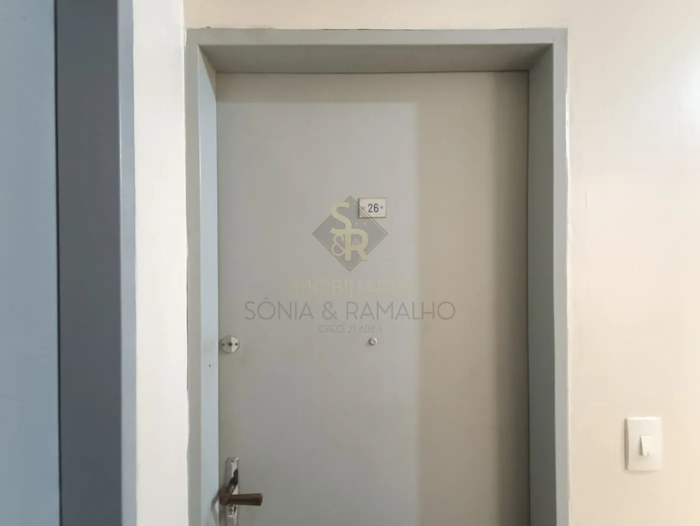 Alugar Apartamentos / Padr&atilde;o em Ribeir&atilde;o Preto R$ 1.200,00 - Foto 1