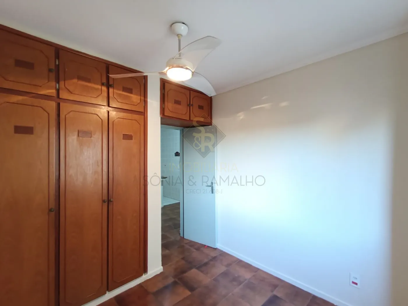 Alugar Apartamentos / Padr&atilde;o em Ribeir&atilde;o Preto R$ 1.200,00 - Foto 9