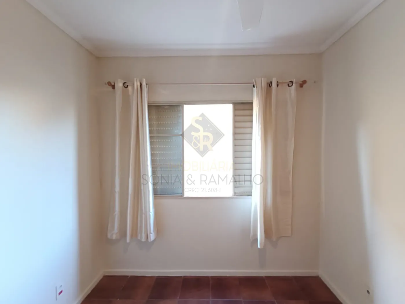 Alugar Apartamentos / Padr&atilde;o em Ribeir&atilde;o Preto R$ 1.200,00 - Foto 15