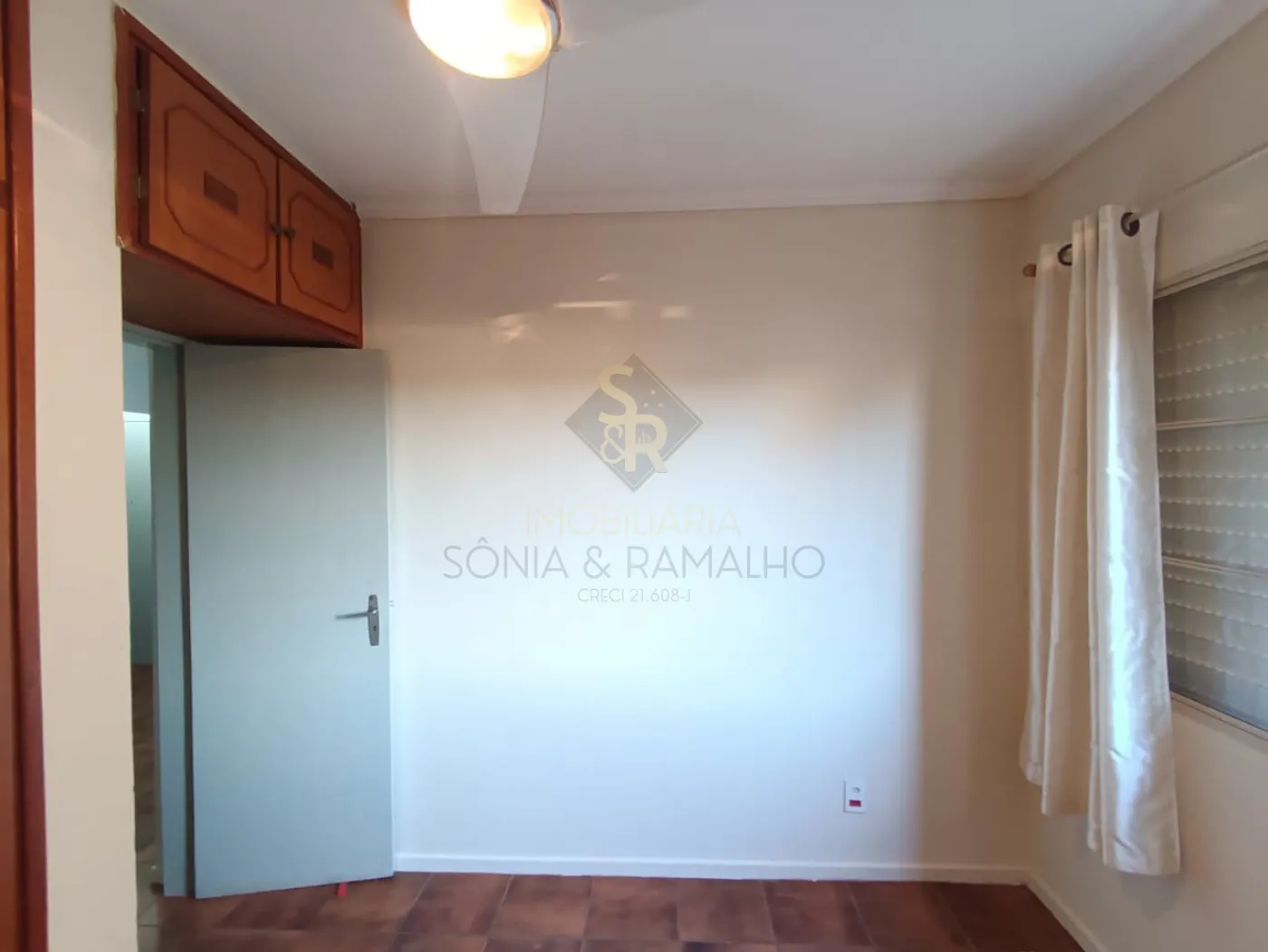 Alugar Apartamentos / Padr&atilde;o em Ribeir&atilde;o Preto R$ 1.200,00 - Foto 13