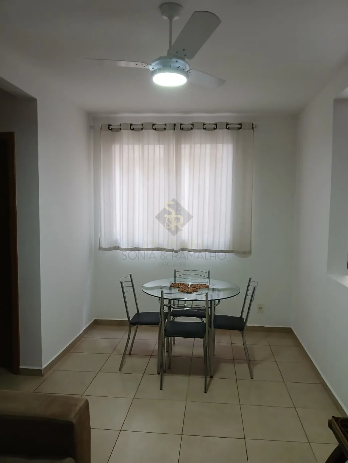 Alugar Apartamentos / Padr&atilde;o em Ribeir&atilde;o Preto R$ 2.000,00 - Foto 4