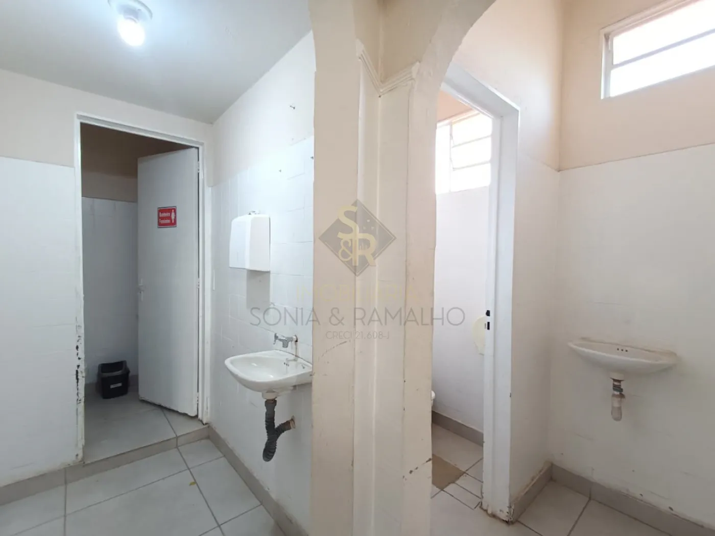 Alugar Im&oacute;veis Comerciais / Sal&atilde;o Comercial em Ribeir&atilde;o Preto R$ 3.300,00 - Foto 8