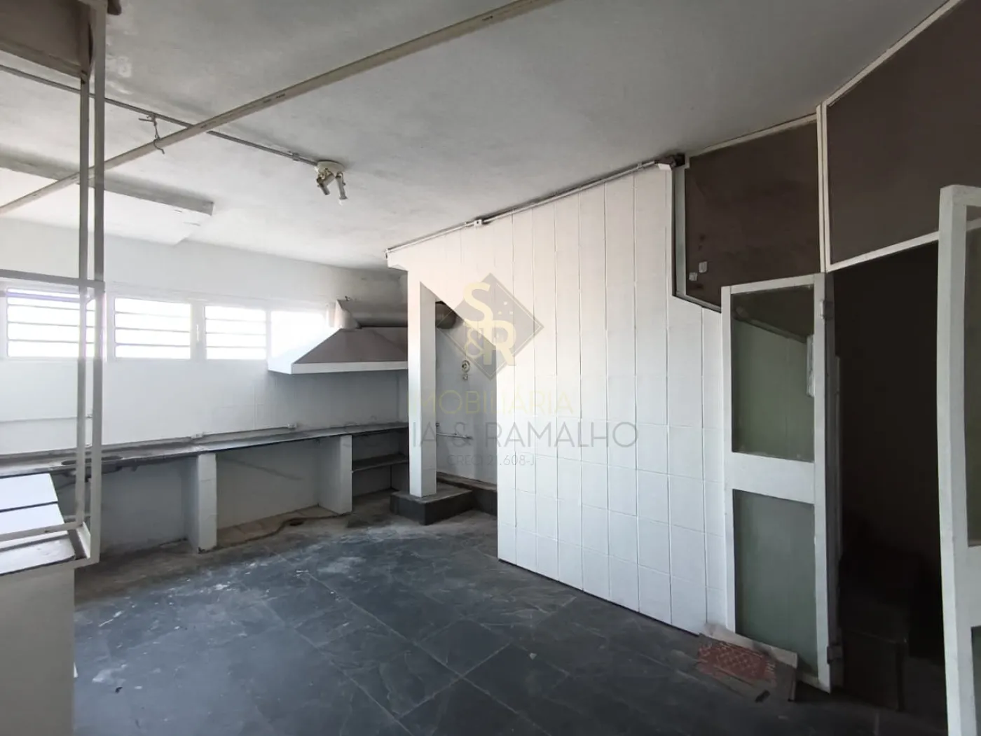 Alugar Im&oacute;veis Comerciais / Sal&atilde;o Comercial em Ribeir&atilde;o Preto R$ 3.300,00 - Foto 13