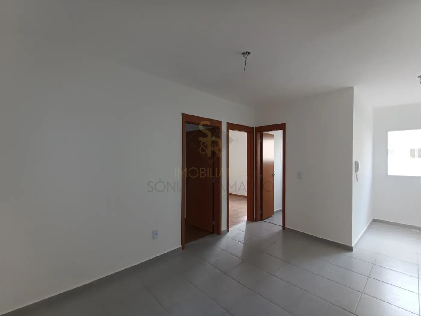 Alugar Apartamentos / Padr&atilde;o em Ribeir&atilde;o Preto R$ 1.300,00 - Foto 2
