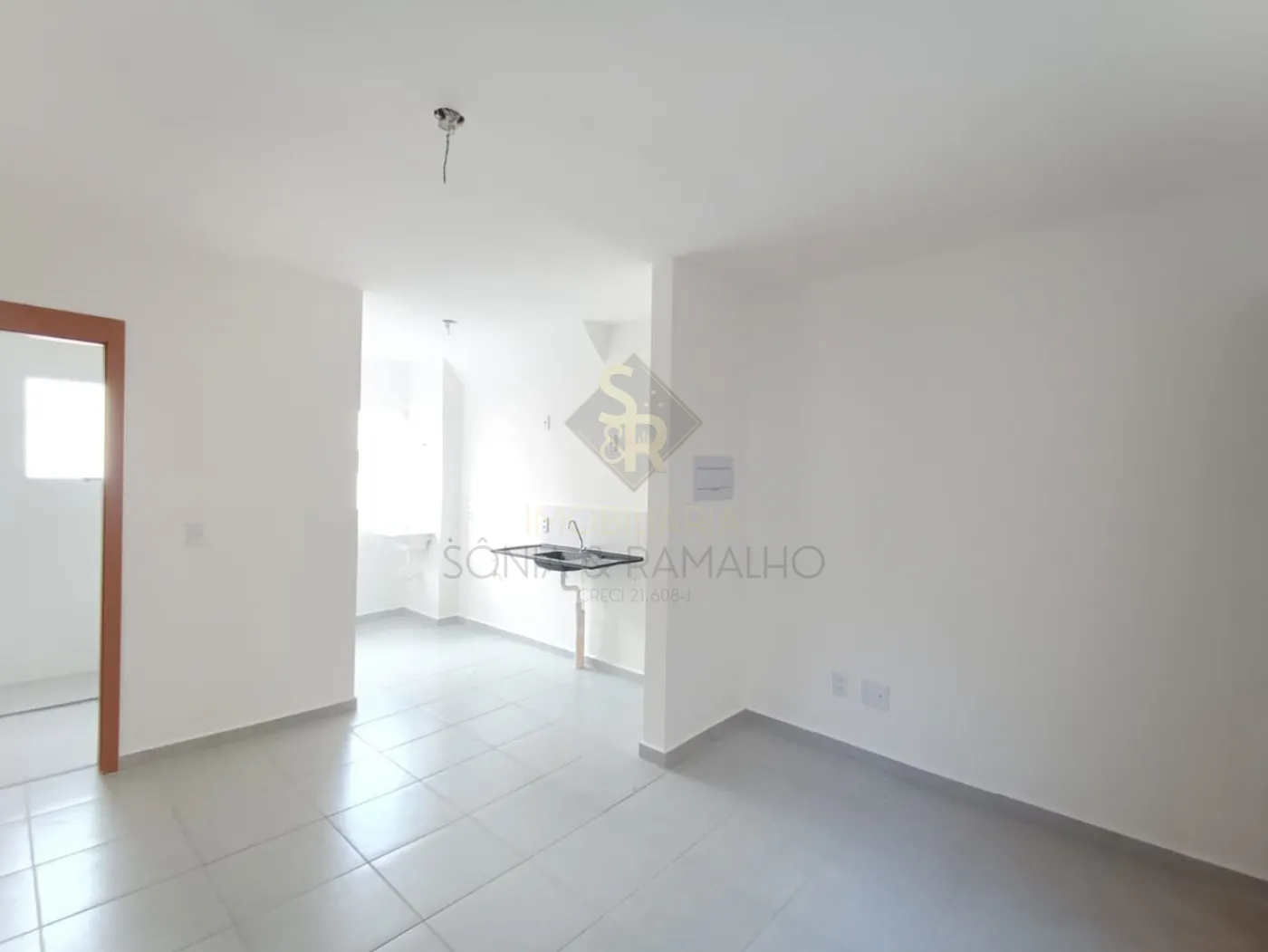 Alugar Apartamentos / Padr&atilde;o em Ribeir&atilde;o Preto R$ 1.300,00 - Foto 1