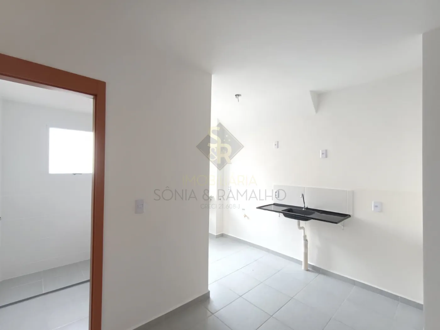 Alugar Apartamentos / Padr&atilde;o em Ribeir&atilde;o Preto R$ 1.300,00 - Foto 4