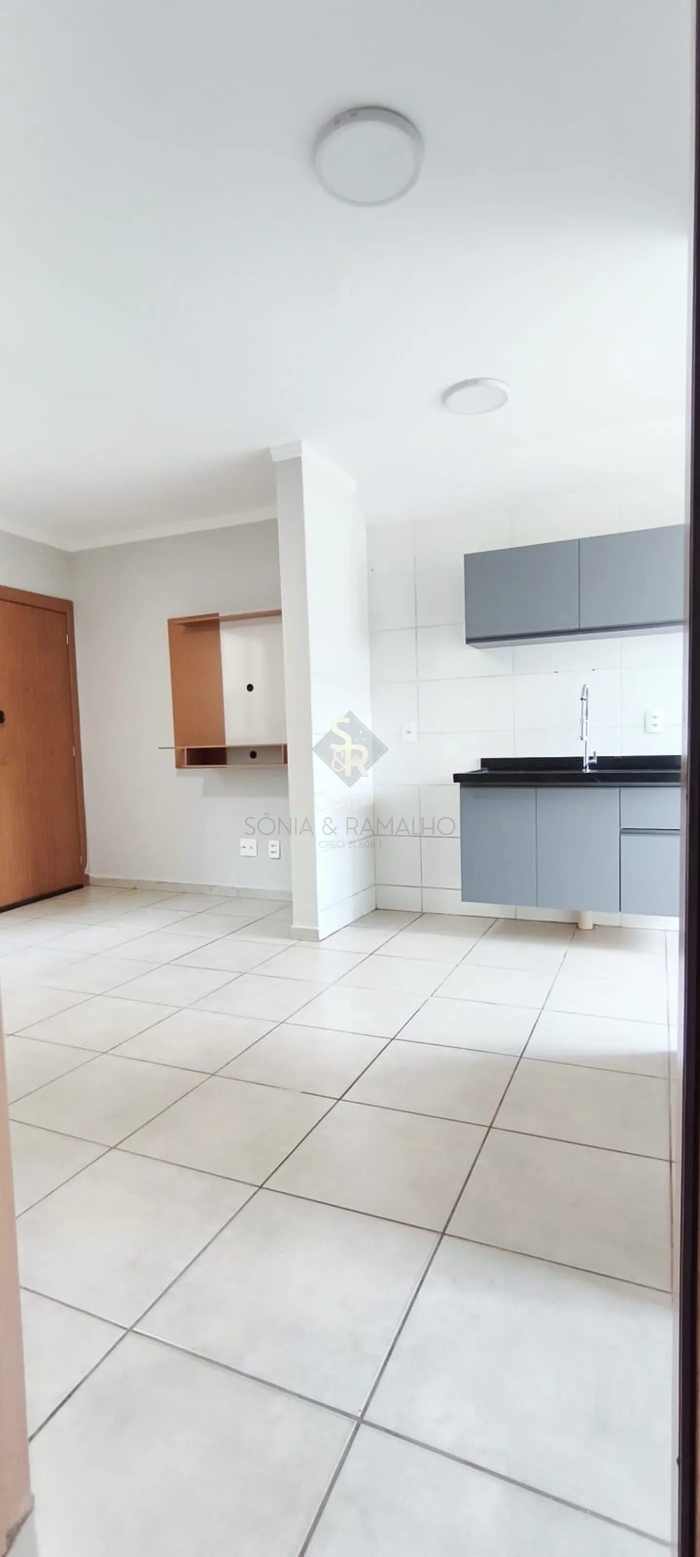 Comprar Apartamentos / Padr&atilde;o em Ribeir&atilde;o Preto R$ 160.000,00 - Foto 1