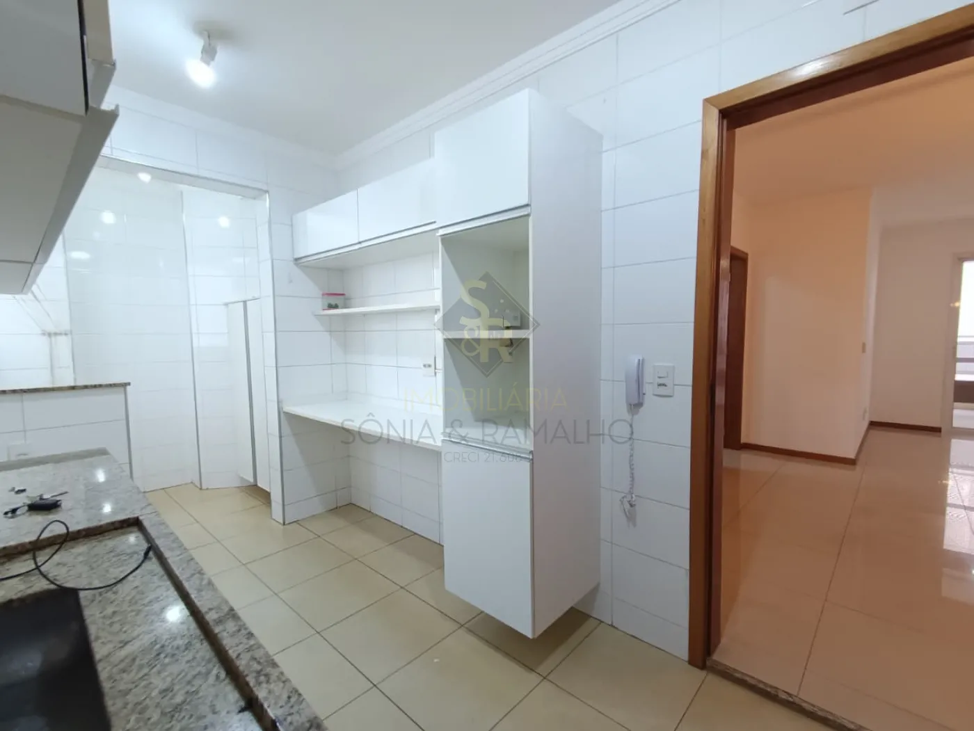 Alugar Apartamentos / Padr&atilde;o em Ribeir&atilde;o Preto R$ 3.600,00 - Foto 14