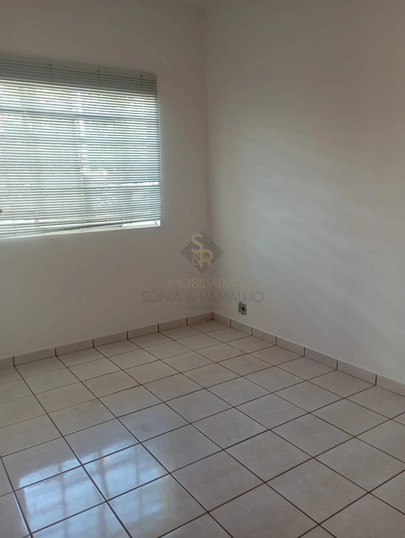 Alugar Im&oacute;veis Comerciais / Casa Comercial em Ribeir&atilde;o Preto R$ 2.300,00 - Foto 8
