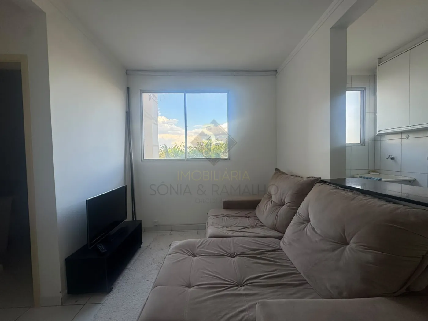Alugar Apartamentos / Padr&atilde;o em Ribeir&atilde;o Preto R$ 2.000,00 - Foto 4