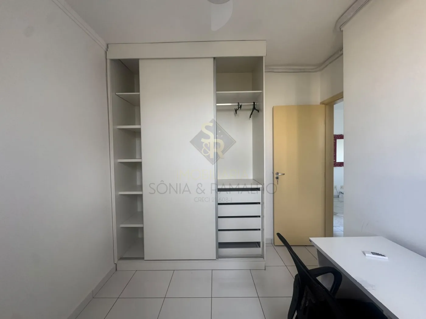 Alugar Apartamentos / Padr&atilde;o em Ribeir&atilde;o Preto R$ 2.000,00 - Foto 15