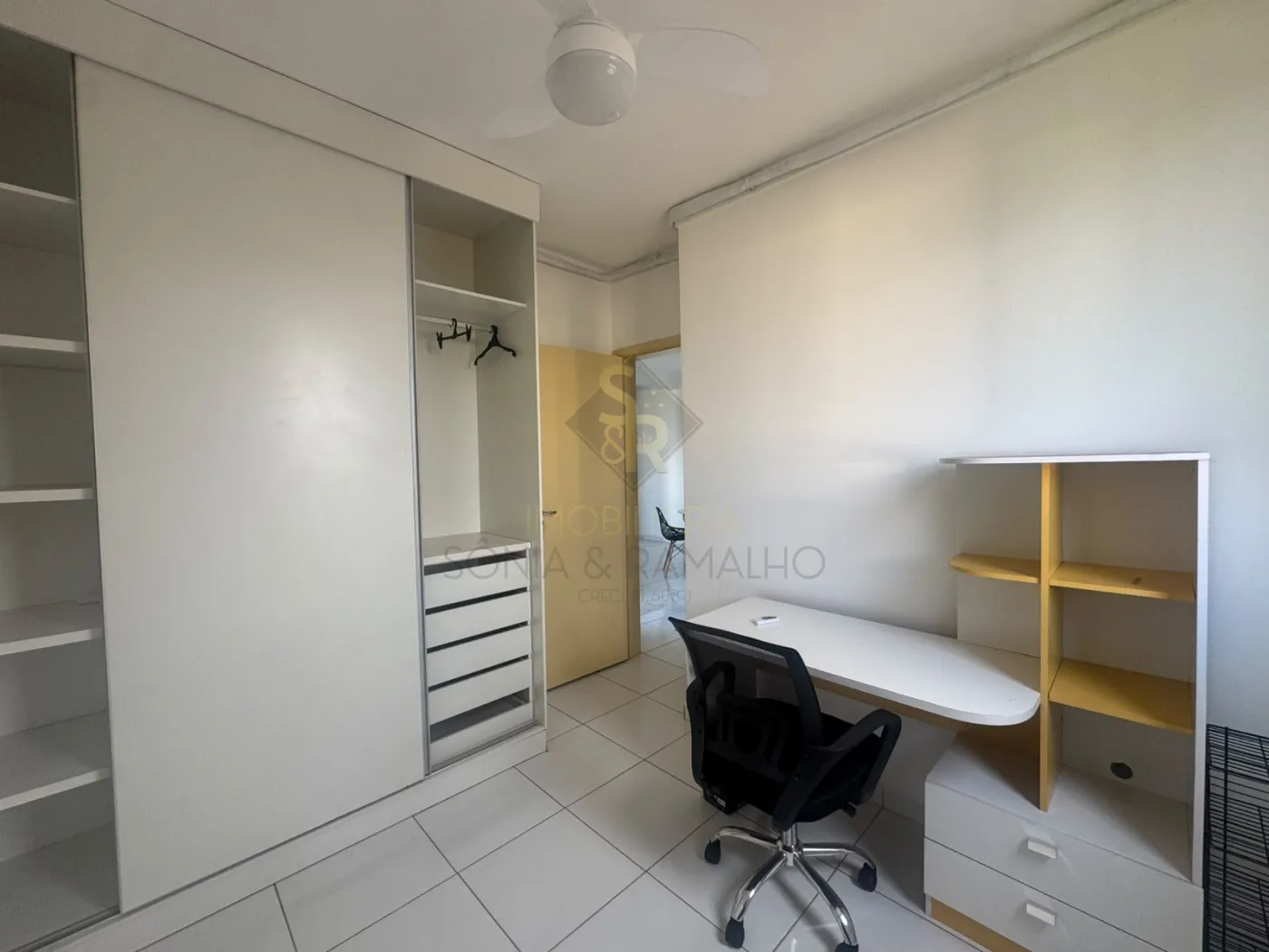 Alugar Apartamentos / Padr&atilde;o em Ribeir&atilde;o Preto R$ 2.000,00 - Foto 14
