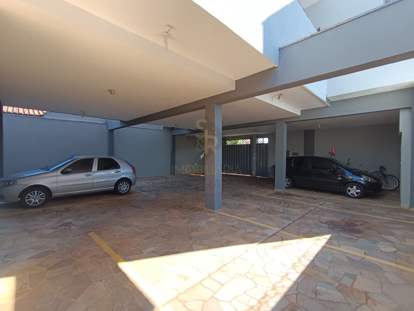 Alugar Apartamentos / Padr&atilde;o em Ribeir&atilde;o Preto R$ 1.000,00 - Foto 20